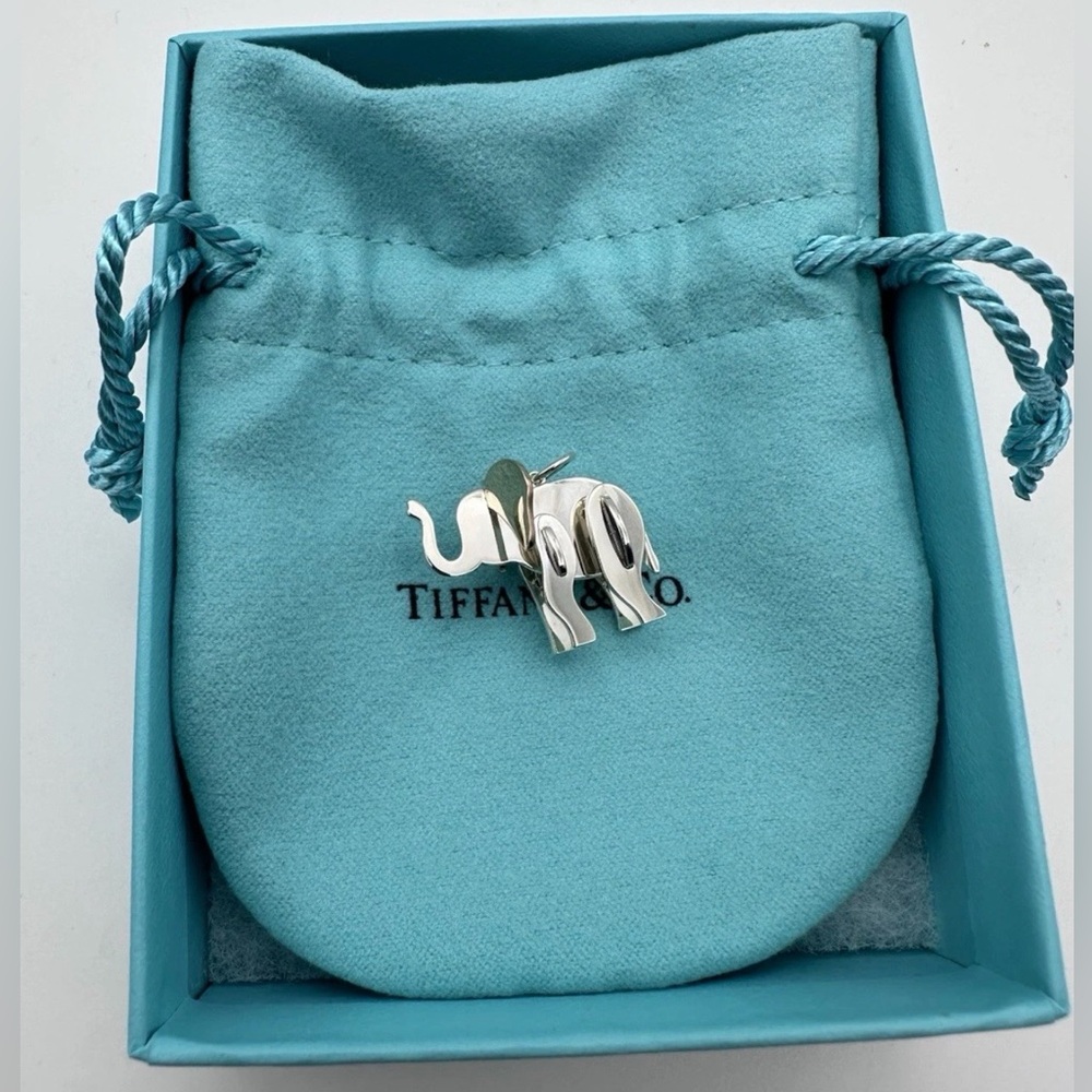 Tiffany & Co. New save the wild large elephant charm 18 kt rose gold 925 silver